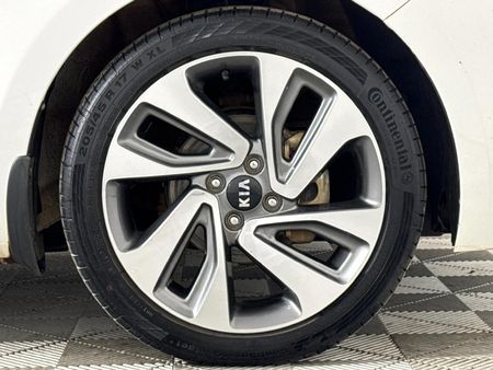2017-Kia-Rio-14-Tec-5-dr_5
