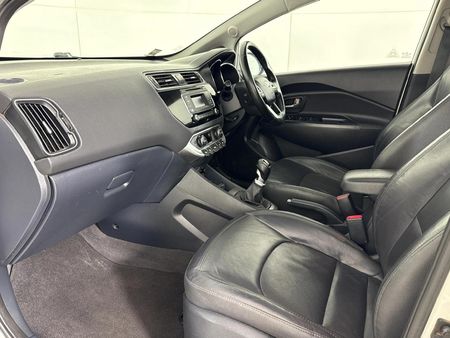 2017-Kia-Rio-14-Tec-5-dr_8