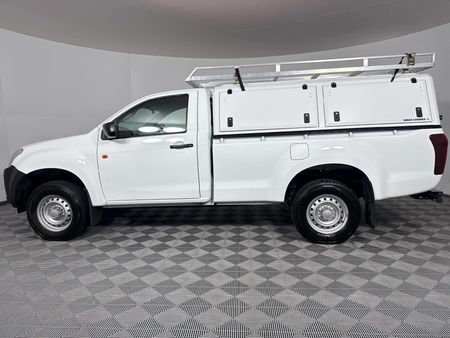 2026-Isuzu-D-Max-250C-Fleetside-Single-Cab_15