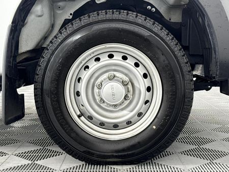 2026-Isuzu-D-Max-250C-Fleetside-Single-Cab_3