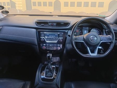 2018-Nissan-X-Trail-25-Acenta-Plus-4x4-Auto-7-seat_9
