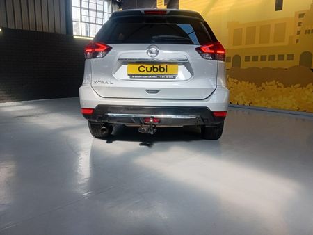 2018-Nissan-X-Trail-25-Acenta-Plus-4x4-Auto-7-seat_6