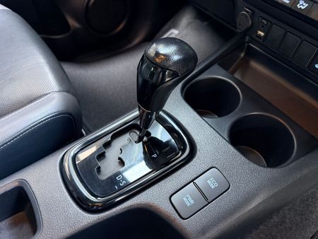 2021-Toyota-Hilux-28-GD-6-Raised-Body-Legend-RS-4x4-Auto-Double-Cab_14