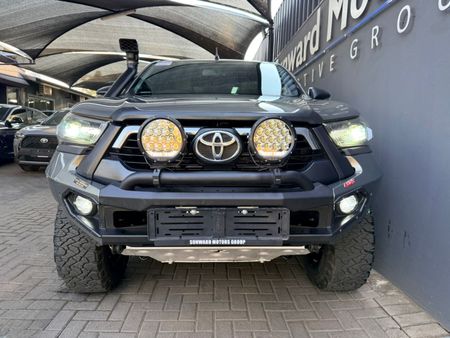 2021-Toyota-Hilux-28-GD-6-Raised-Body-Legend-RS-4x4-Auto-Double-Cab_2