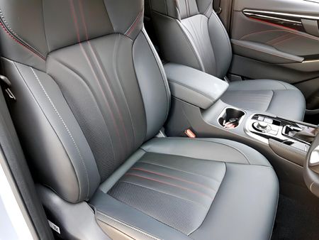 2026-Isuzu-Mu-x-30D-Onyx-XT-4x4-Auto_10
