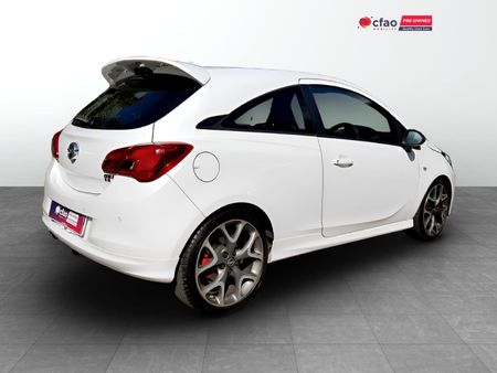 2019-Opel-Corsa-14T-GSi-3-dr_1