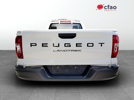 2026-Peugeot-Landtrek-19D-Professional-Single-Cab_4