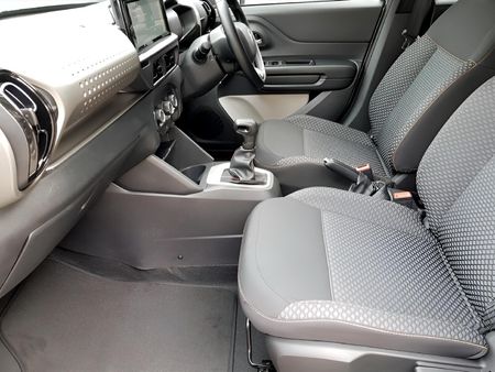 2026-Citroen-C3-12-Max-61kW_10