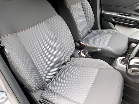 2026-Citroen-C3-12-Max-61kW_13