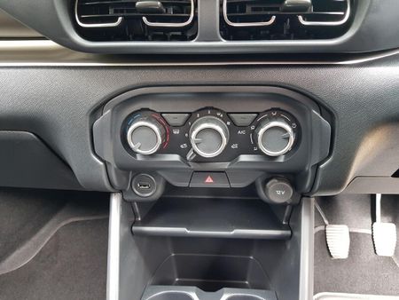 2026-Citroen-C3-12-Max-61kW_17