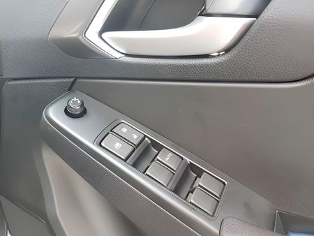 2026-Isuzu-D-Max-19-DDI-HR-LS-Auto-Double-Cab_11