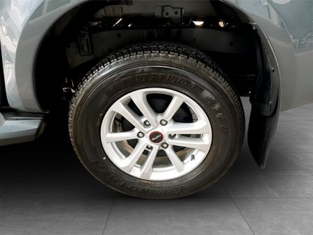 2026-Isuzu-D-Max-19-DDI-HR-LS-Auto-Double-Cab_5