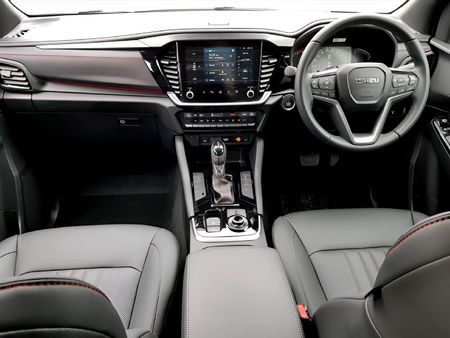 2026-Isuzu-Mu-x-30D-Onyx-XT-4x4-Auto_6