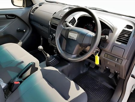 2026-Isuzu-D-Max-250C-Single-Cab_9