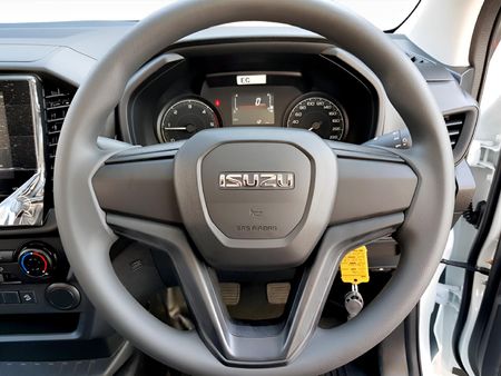 2026-Isuzu-D-Max-19-DDI-LR-Single-Cab_12