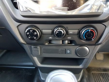 2026-Isuzu-D-Max-19-DDI-LR-Single-Cab_13