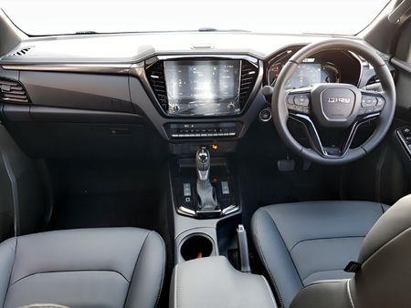 2026-Isuzu-D-Max-30-DDI-V-Cross-HR-Auto-Double-Cab_6