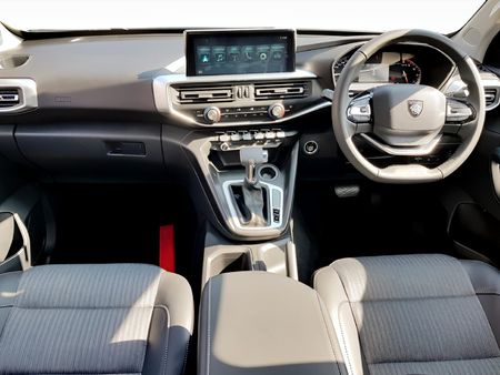 2026-Peugeot-Landtrek-19D-Allure-Double-Cab-Auto_6