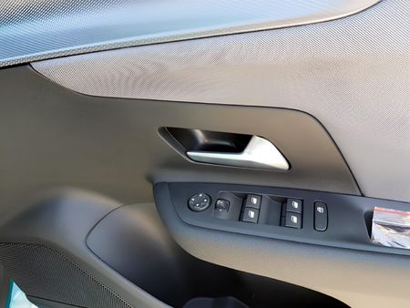 2026-Opel-Mokka-12T-Edition-Auto_10