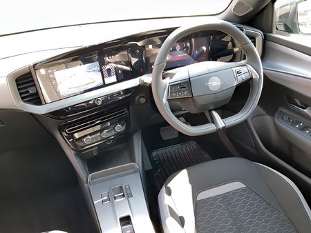 2026-Opel-Mokka-12T-Edition-Auto_8