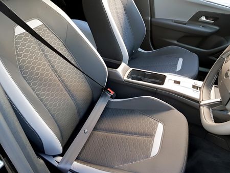 2026-Opel-Mokka-12T-Edition-Auto_13
