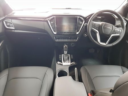 2026-Isuzu-D-Max-30-TD-AT35-4x4-Auto-Double-Cab_8