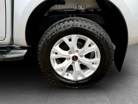 2026-Isuzu-D-Max-19-DDI-HR-LS-Auto-Double-Cab_5