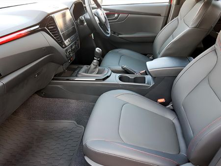 2026-Isuzu-D-Max-19-DDI-HR-X-Rider-Double-Cab_9