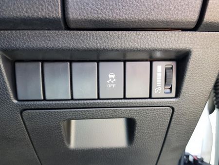 2026-Isuzu-D-Max-19-DDI-HR-L-Single-Cab_13