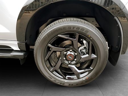 2026-Isuzu-Mu-x-30D-Onyx-XT-4x4-Auto_5