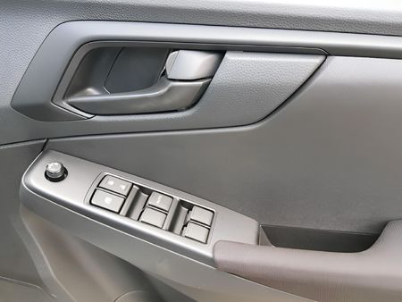 2026-Isuzu-D-Max-19-DDI-L-4x4-Double-Cab_12