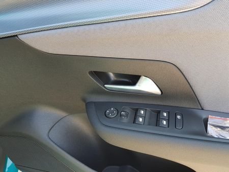 2026-Opel-Mokka-12T-Edition-Auto_12