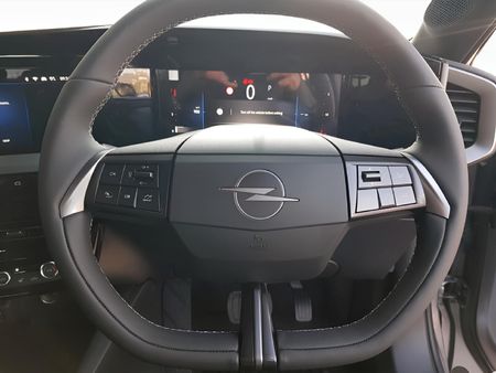 2026-Opel-Mokka-12T-Edition-Auto_14