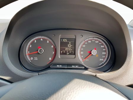 2025-Volkswagen-Polo-Vivo-14_9