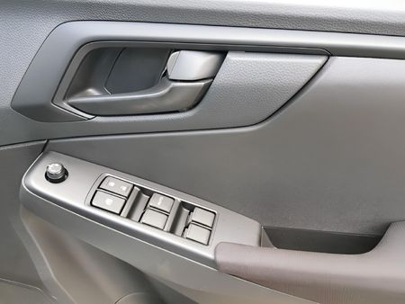 2026-Isuzu-D-Max-19-DDI-L-4x4-Double-Cab_12