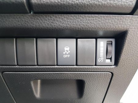 2026-Isuzu-D-Max-19-DDI-L-4x4-Double-Cab_15