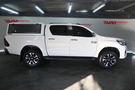 2019-Toyota-Hilux-28-GD-6-Raised-Body-Auto-Raider-Double-Cab_2