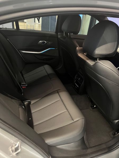 2026-BMW-3-Series-320i-M-Sport-Auto_11