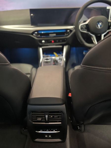 2026-BMW-3-Series-320i-M-Sport-Auto_14