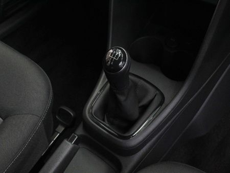 2026-Volkswagen-Polo-Vivo-14-Life_2