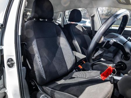2023-Volkswagen-Polo-10-TSI-Life-Auto-DSG_9
