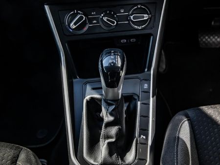 2023-Volkswagen-Polo-10-TSI-Life-Auto-DSG_11