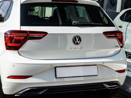 2023-Volkswagen-Polo-10-TSI-Life-Auto-DSG_13