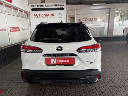 2026-Toyota-Corolla-Cross-18-GR-S-Hybrid_8