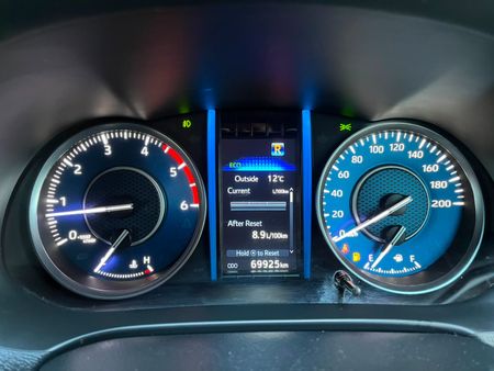 2023-Toyota-Fortuner-24-GD-6-Raised-Body-Auto_9