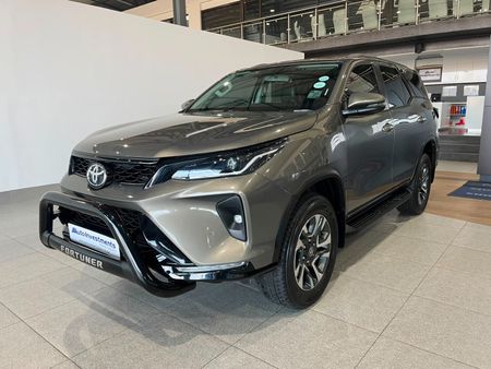 2023-Toyota-Fortuner-24-GD-6-Raised-Body-Auto_1
