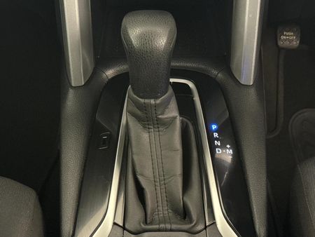 2022-Toyota-Corolla-Cross-18-XI_10