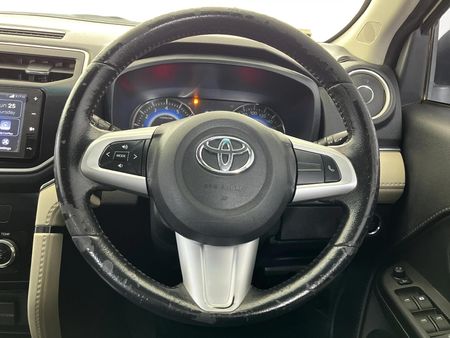 2020-Toyota-Rush-15-Auto_13