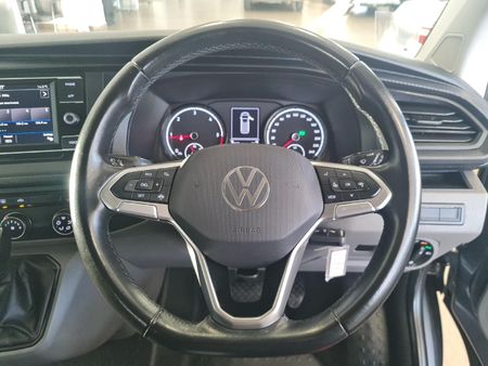 2024-Volkswagen-Kombi-T61-20-TDI-110kW-Auto-Trendline_7