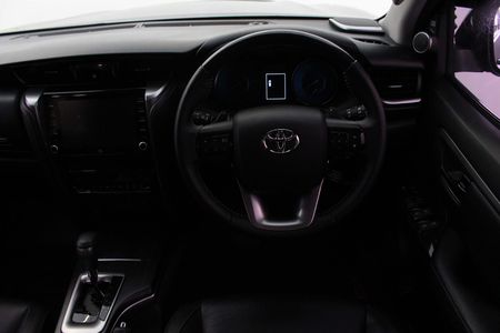 2023-Toyota-Fortuner-28-GD-6-4x4-VX-Auto_5